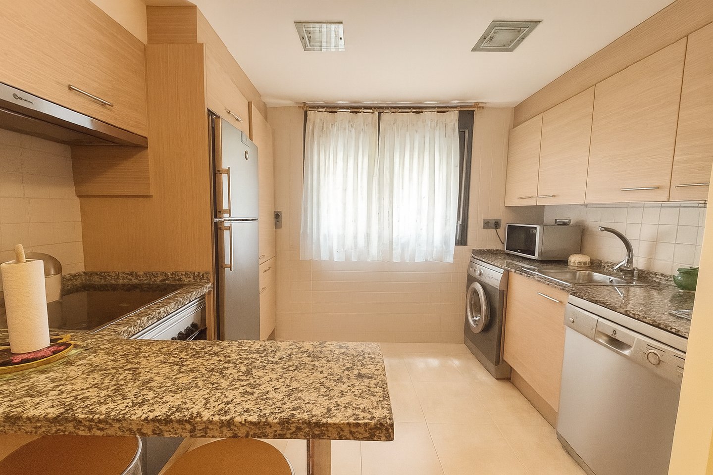 Fully equipped kitchen
